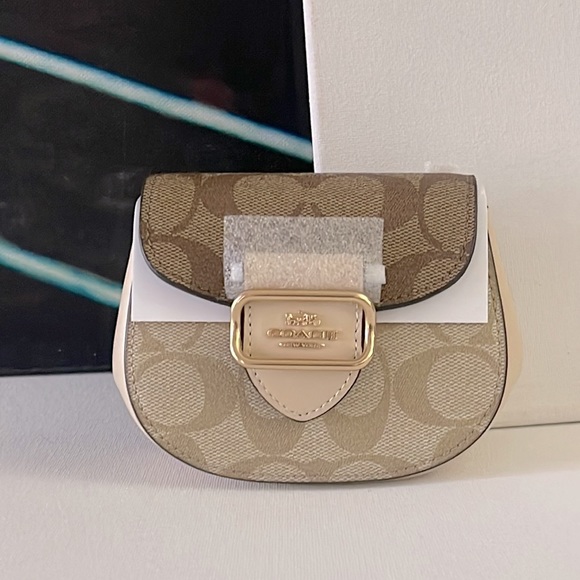 Coach Morgan Card Case On A Chain In Blocked Signature Canvas - Picture 4 of 10